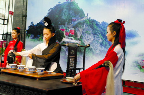 <全年暢銷>2025年武當山神農架旅游養生推薦｜問道武當神農架探秘休閑養生精品雙臥八日游