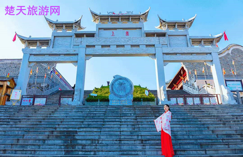 古鎮(zhèn)外觀_副本.jpg 古鎮(zhèn)外觀_副本.jpg